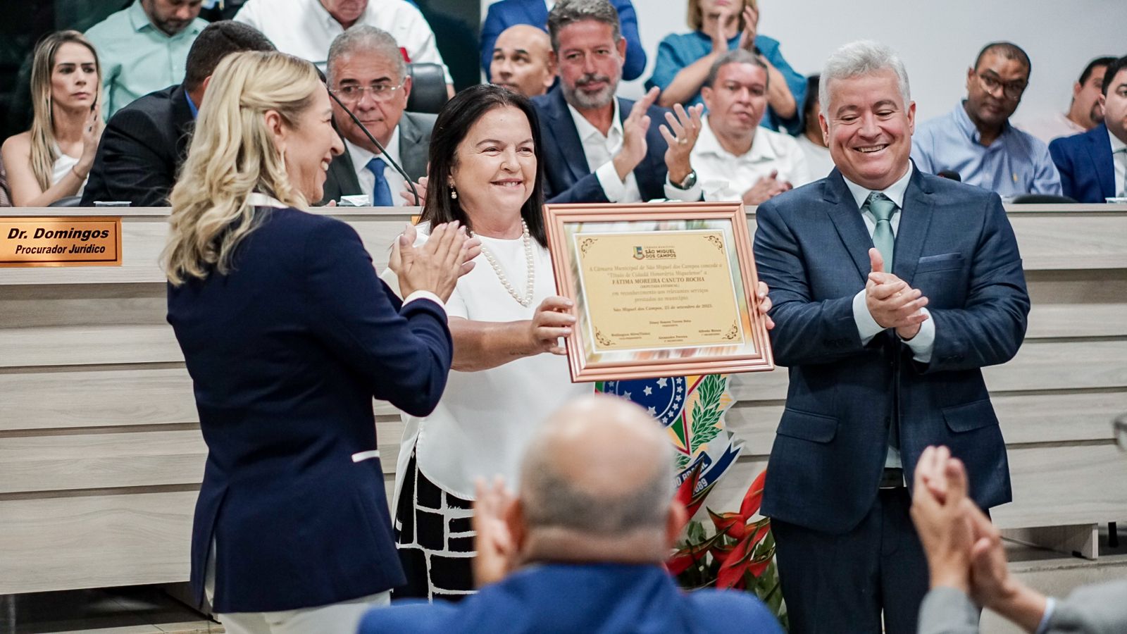 Reconhecimento: Deputada Fátima Canuto recebe título de Cidadã Honorária de São Miguel dos Campos