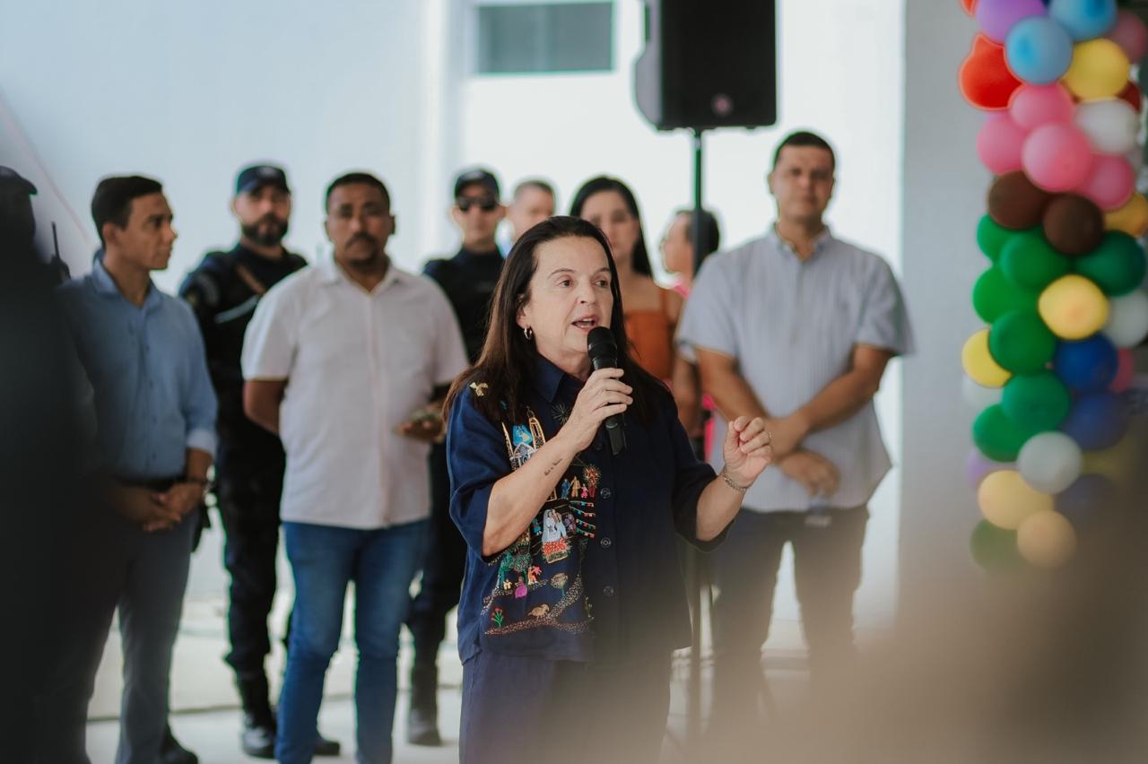 Deputada Fátima Canuto celebra inauguração do CER em Pilar