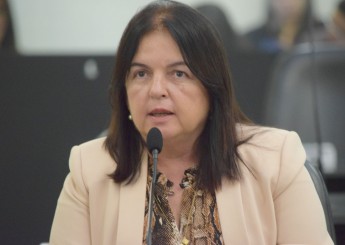Agora é Lei: de autoria da deputada Fátima Canuto, AL ganha canal de denúncia de violência doméstica via WhatsApp